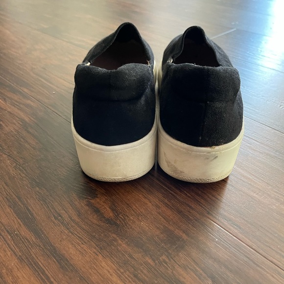 Steve by Steve Madden Platform Slip Ons - Picture 4 of 7